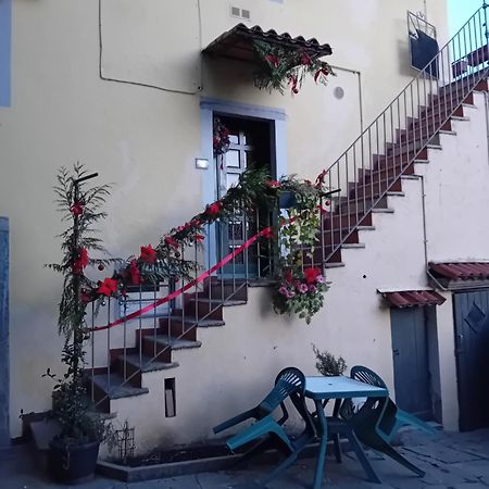 Marianna Casa Vacanza Azzate Exteriör bild