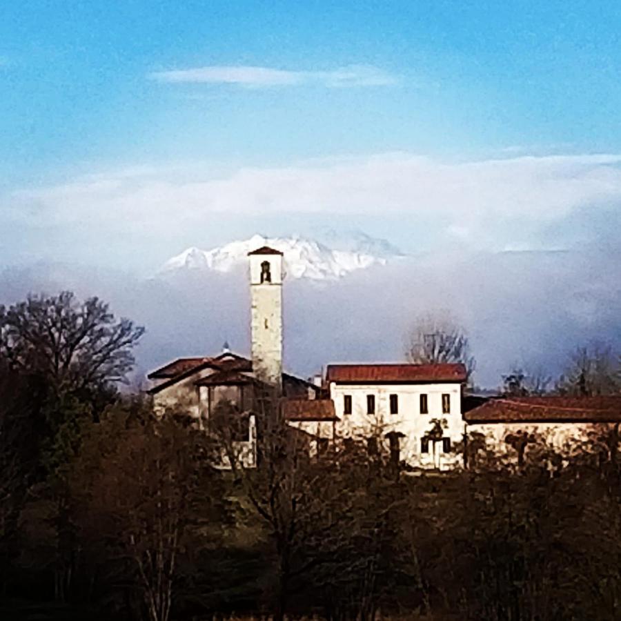 Marianna Casa Vacanza Azzate Exteriör bild